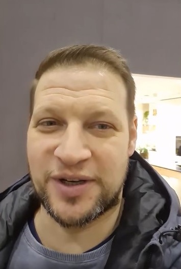 Vanya Dávid
